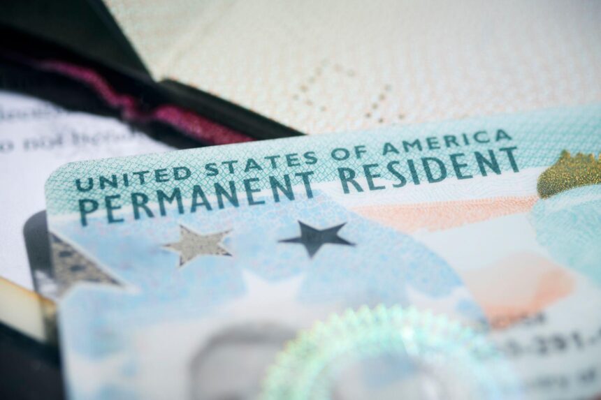 Pagué US.000 a mi abogada de inmigración en EE.UU., pero fue un fraude y acabé deportado
