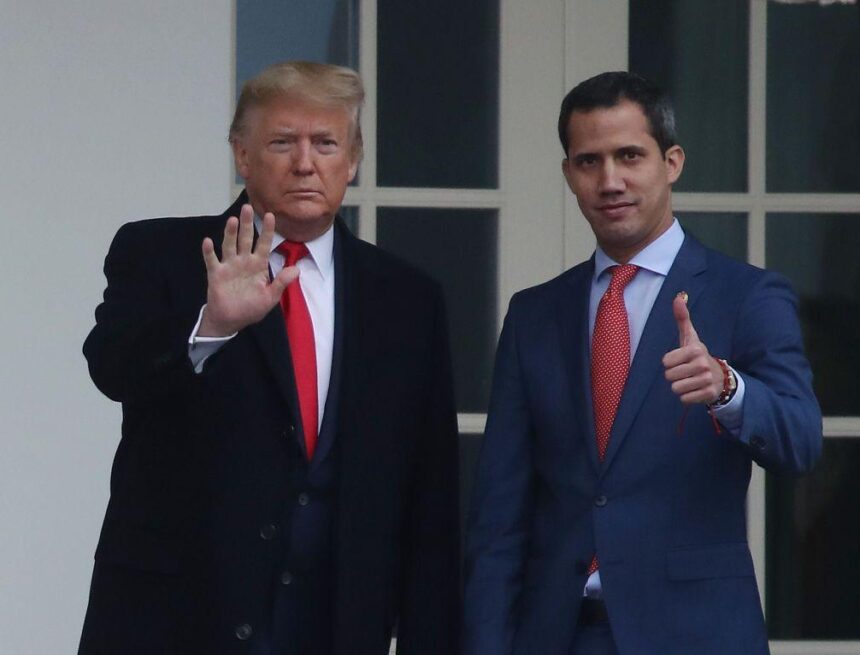 cómo EE.UU. tutela los intereses opuestos de gobierno y oposición en Venezuela