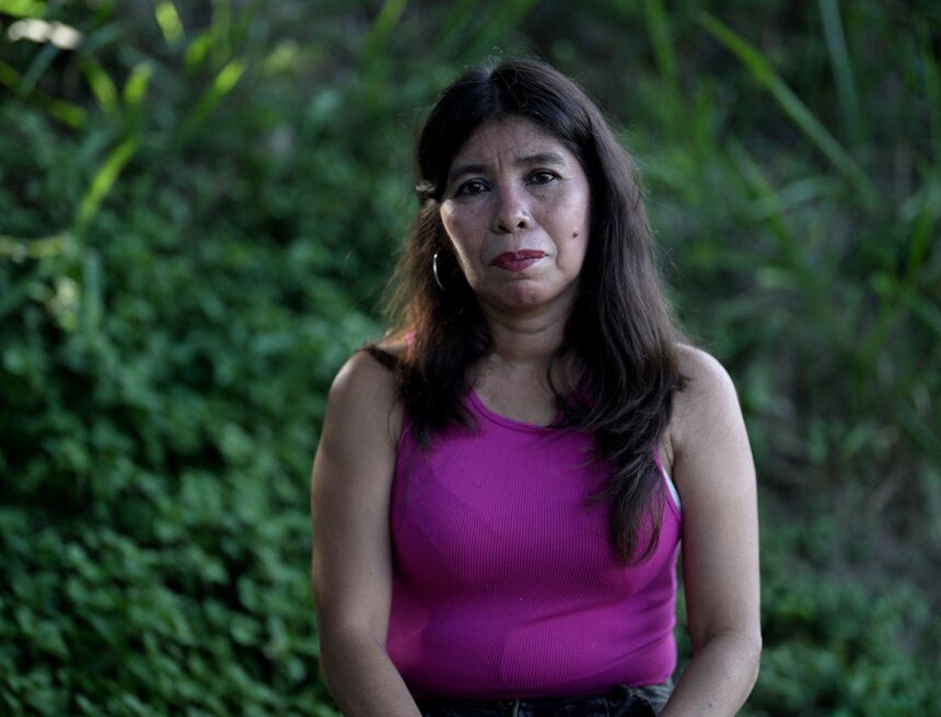 cómo ha cambiado la vida en El Salvador en los 4 años de guerra de Bukele contra las maras