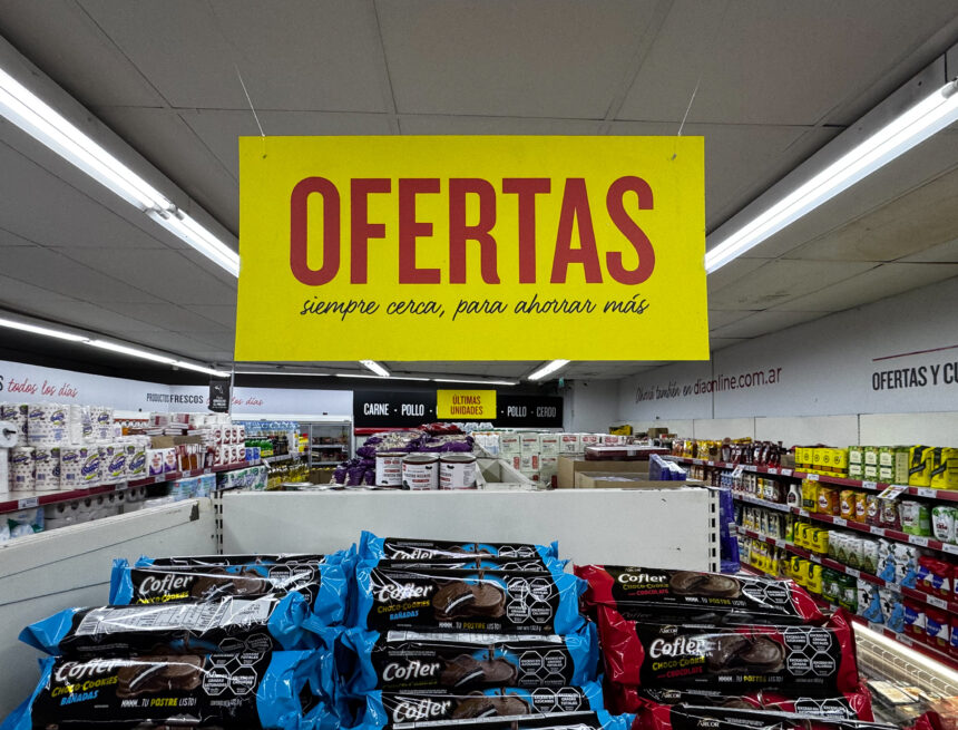 familias guatemaltecas ajustan sus compras ante el alza de alimentos, combustibles y transporte